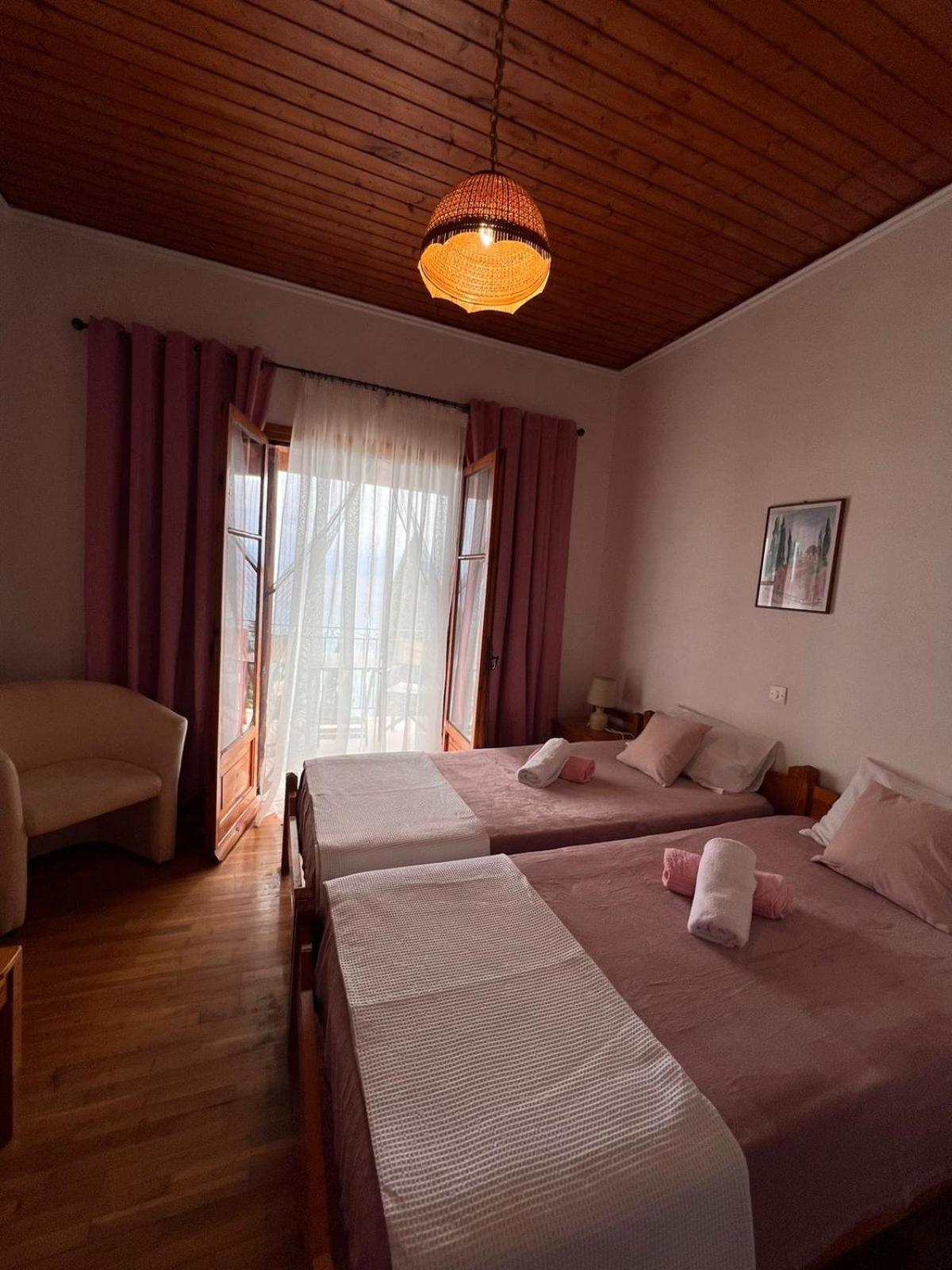 Stefanos Apartments By Sv Alians Agios Gordios  Ngoại thất bức ảnh