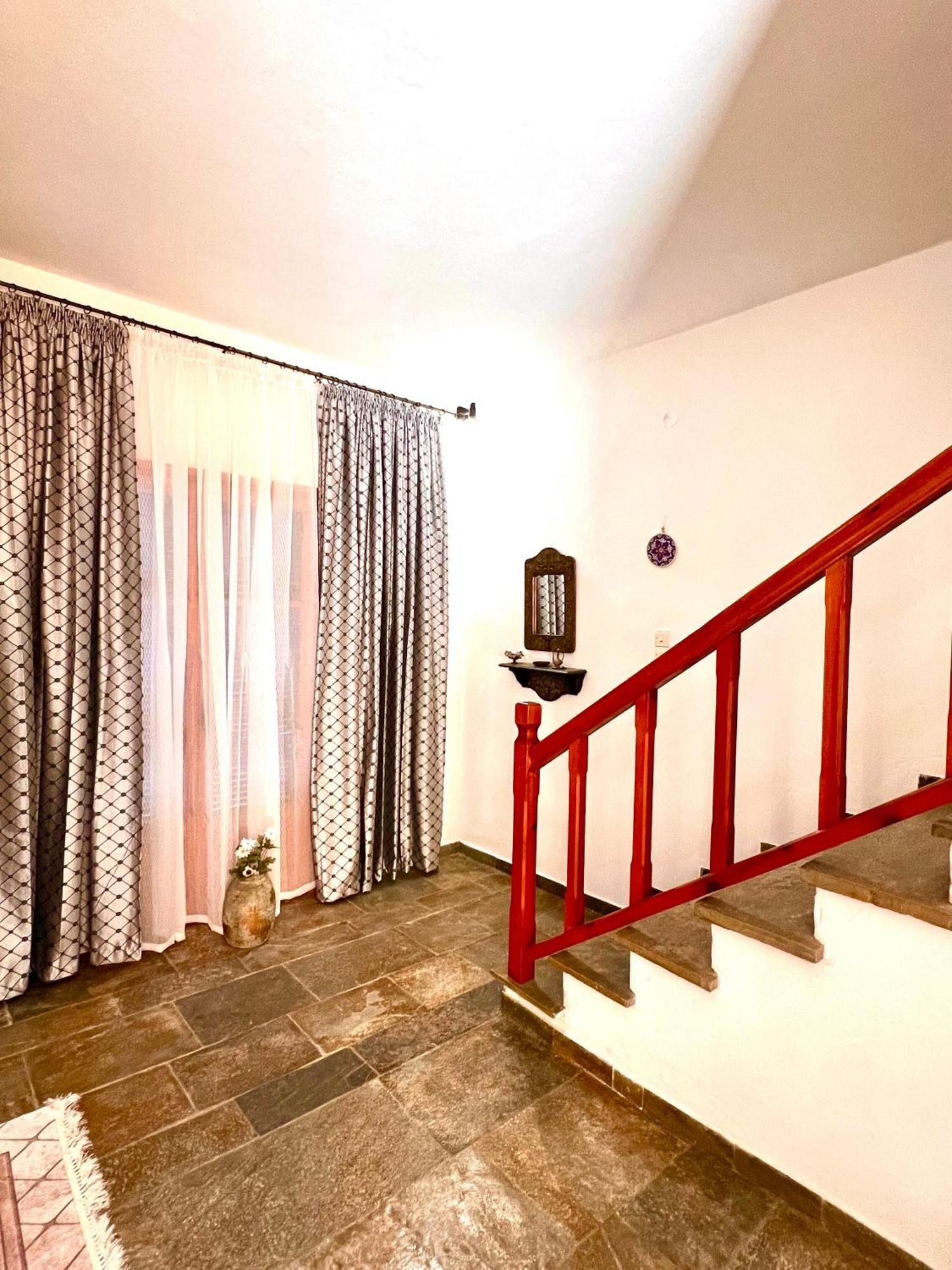 Stefanos Apartments By Sv Alians Agios Gordios  Ngoại thất bức ảnh